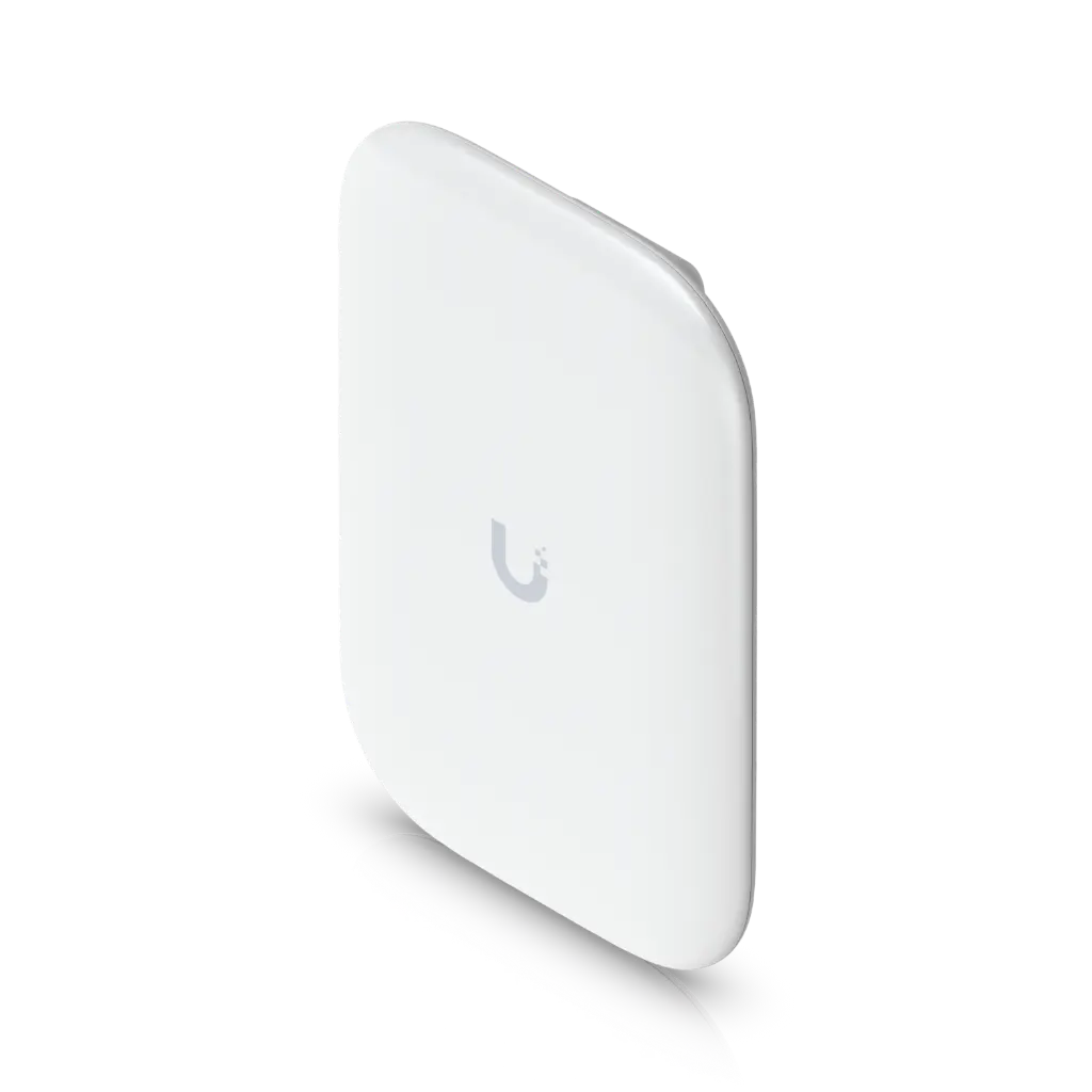 uacc-uk-ultra-panel-antenna-5.webp